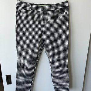 Old Navy Pixie Ankle Pants